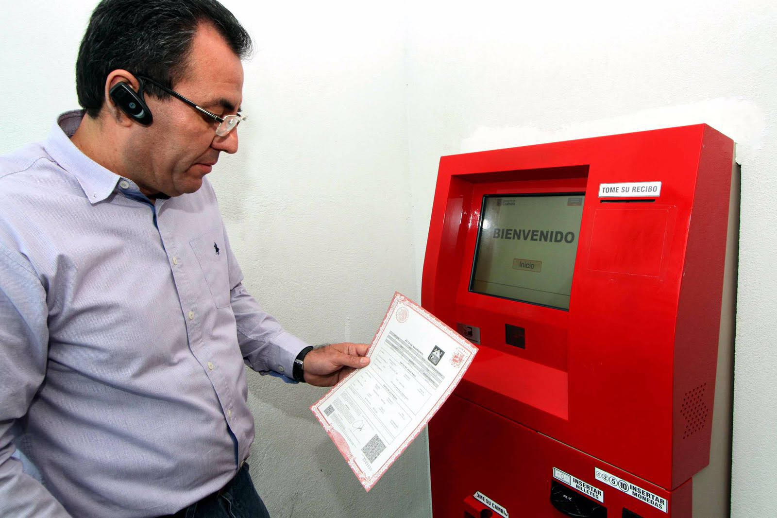 Expiden cajeros RCNet actas de <br> nacimiento de otros estados