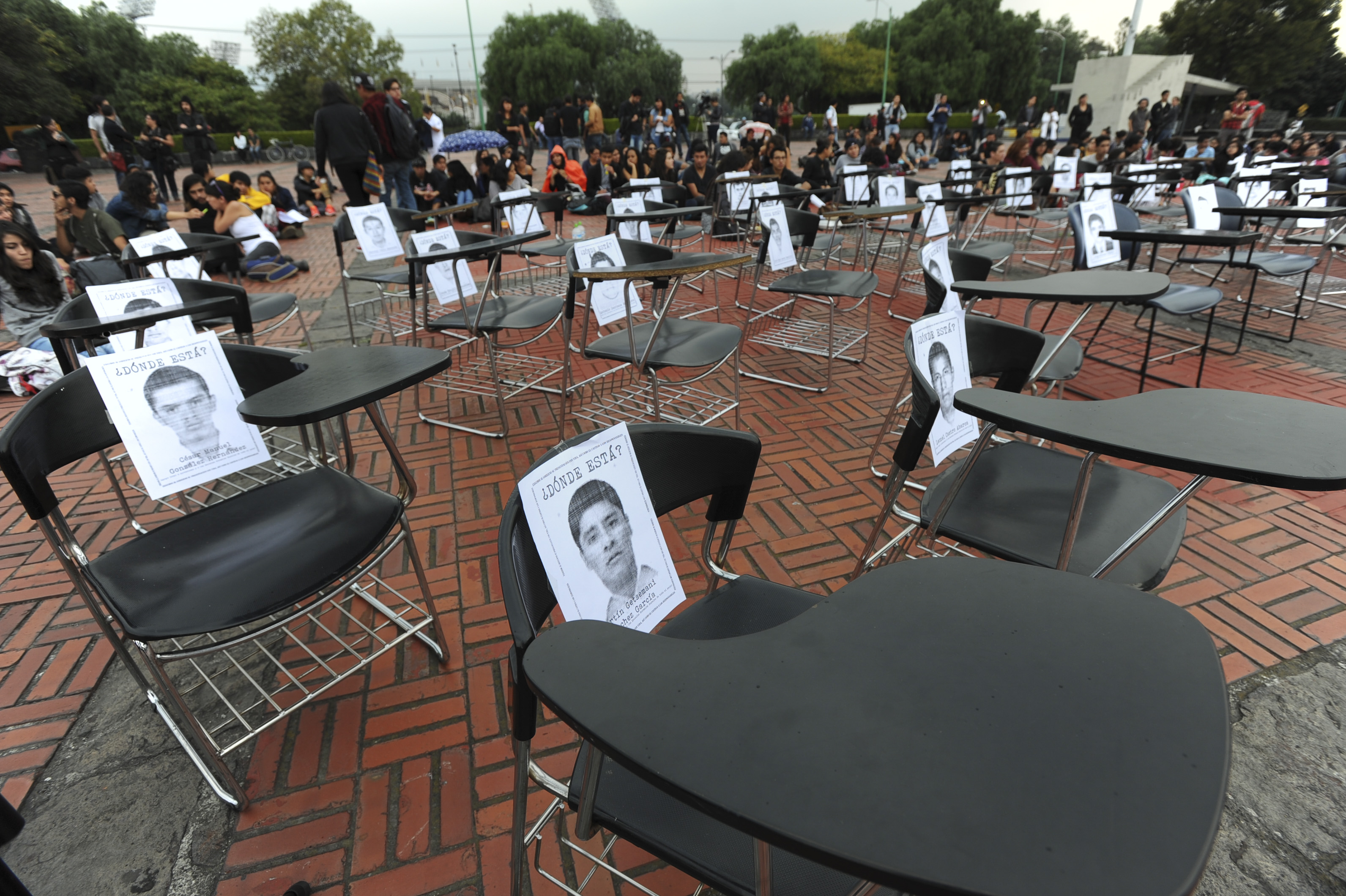 Ordenan a Capufe dar videos de caseta de Iguala del día que desaparecieron los 43