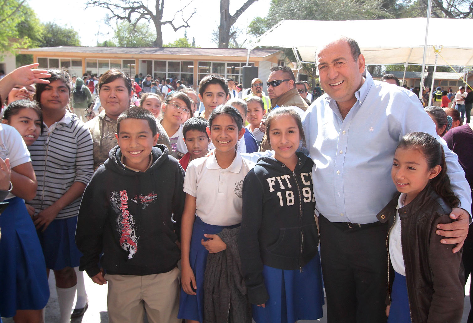 Reconocen trabajo de Rubén Moreira  <br> en materia educativa