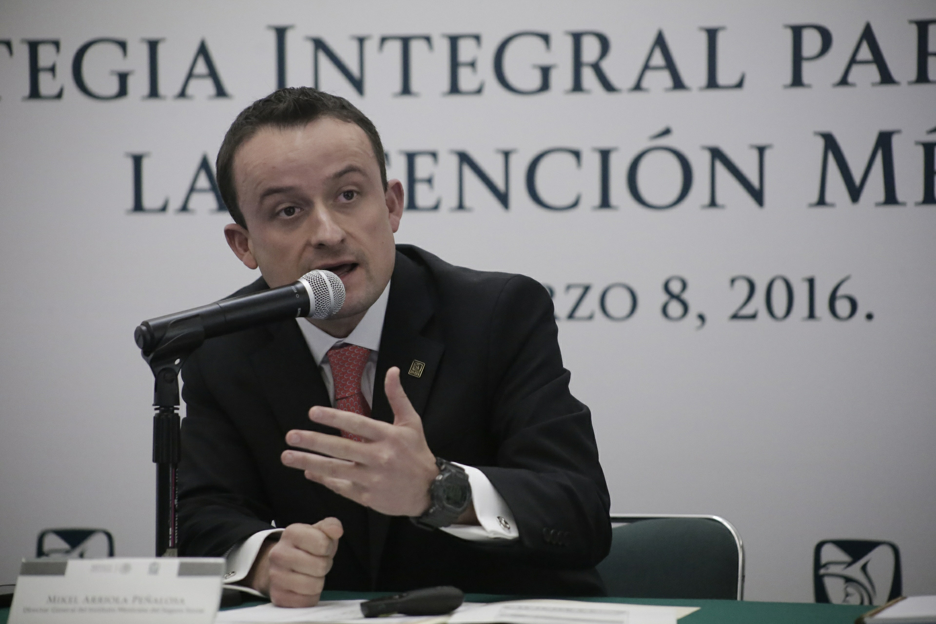 Anuncian medidas para mejorar la atención en el IMSS