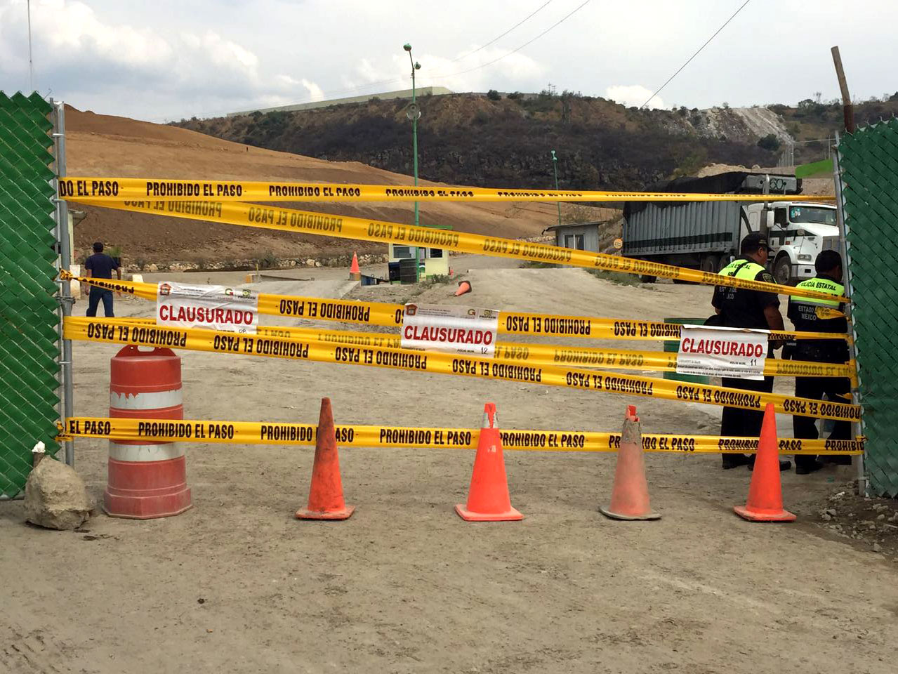 Clausuran rellenos sanitarios en Edomex