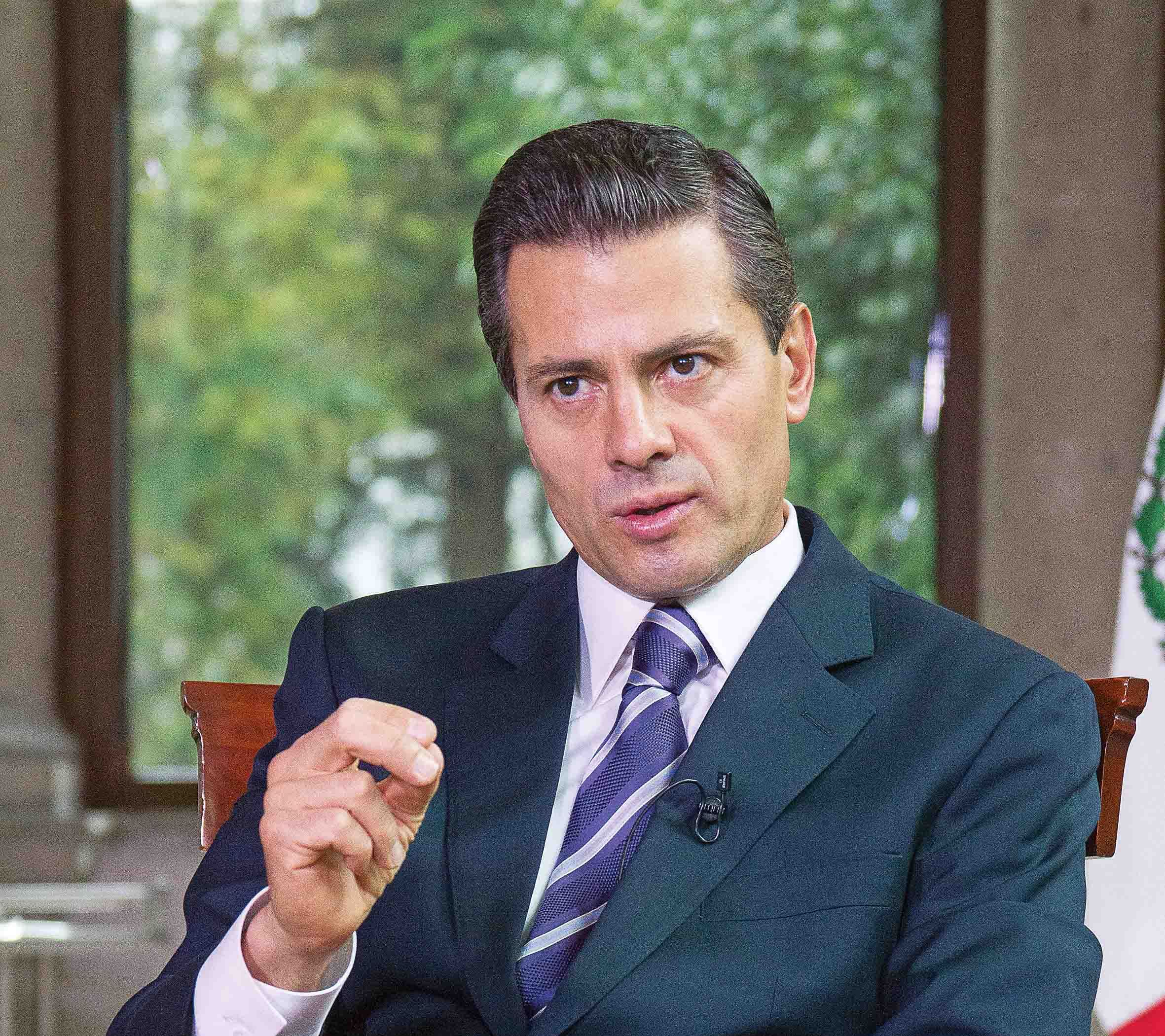 Condena EPN declaraciones <br> discriminatorias de Donald Trump