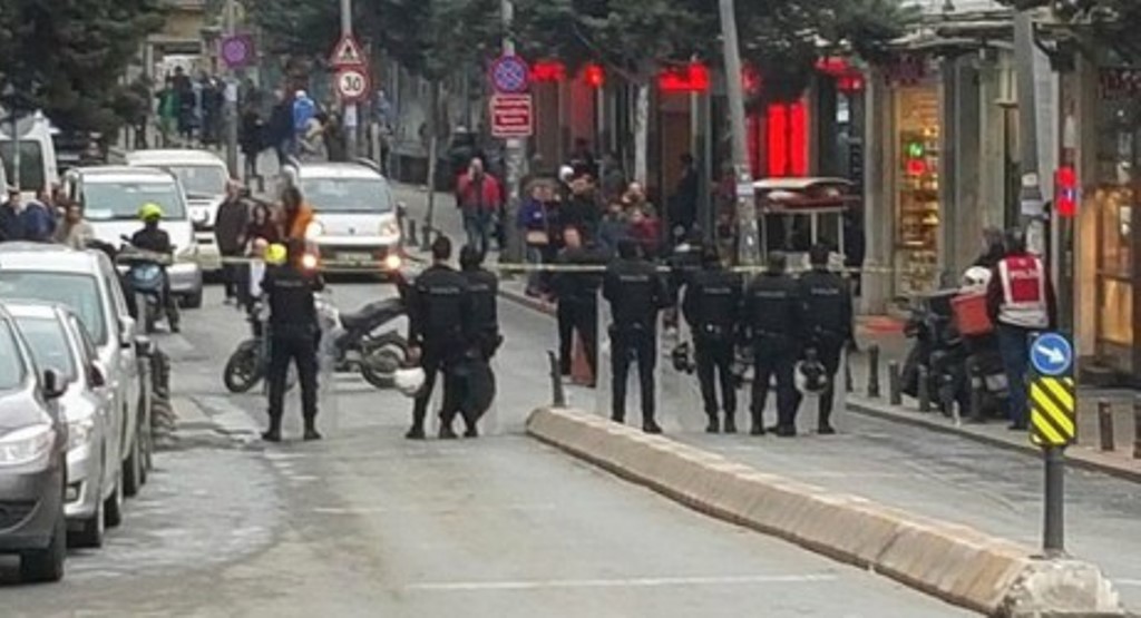 Ataque en Estambúl deja cinco muertos