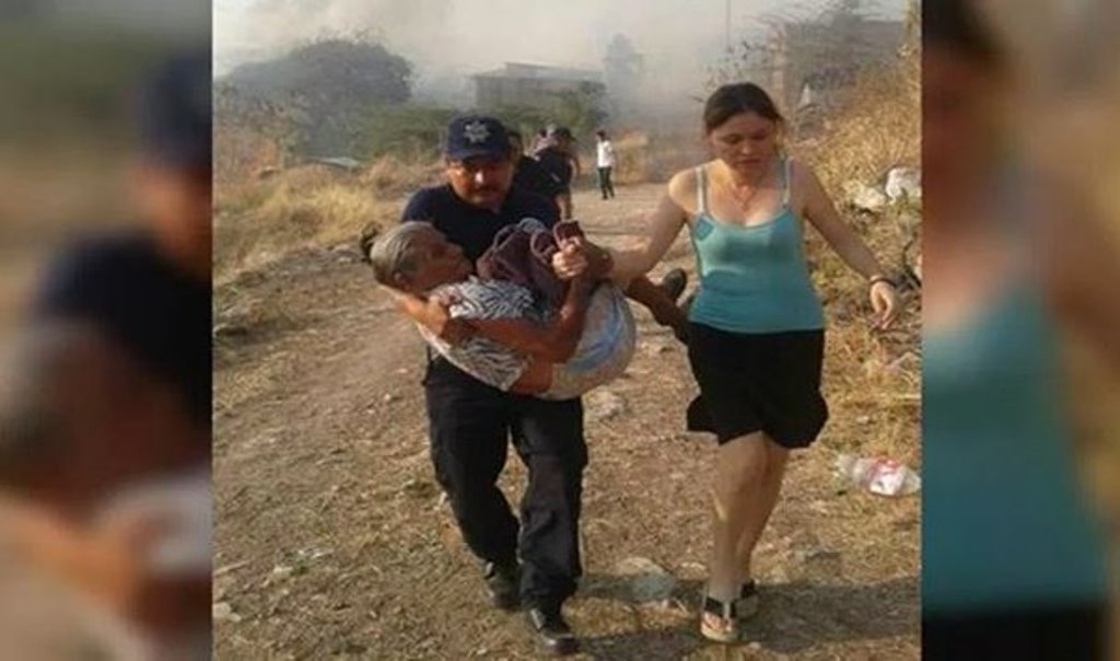 Foto del día/ Héroe policiaco