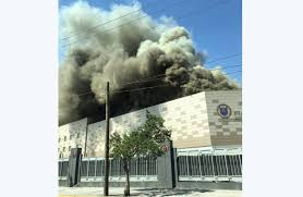 Se incendian instalaciones de la UANL