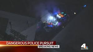 Matan a tiros a ladrón de patrulla; transmiten en vivo persecusión