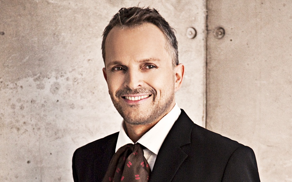 Miguel Bosé acompañará a Peña Nieto en gira por Yucatán
