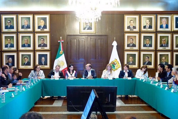 Encabeza Rubén Moreira sesión del <br> sistema Estatal de Acceso a las Mujeres