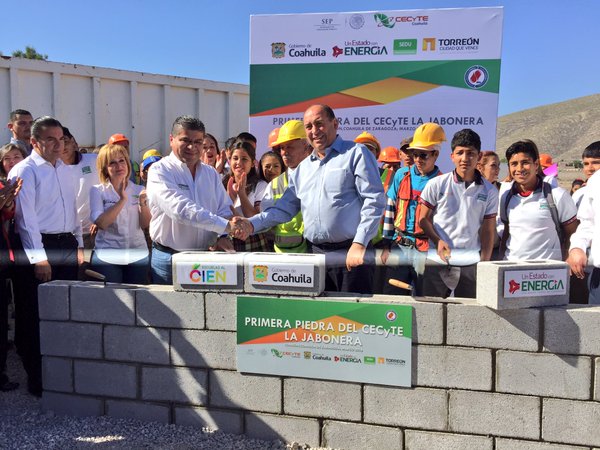 Impulsan Rubén y Riquelme <br> educación en La Laguna