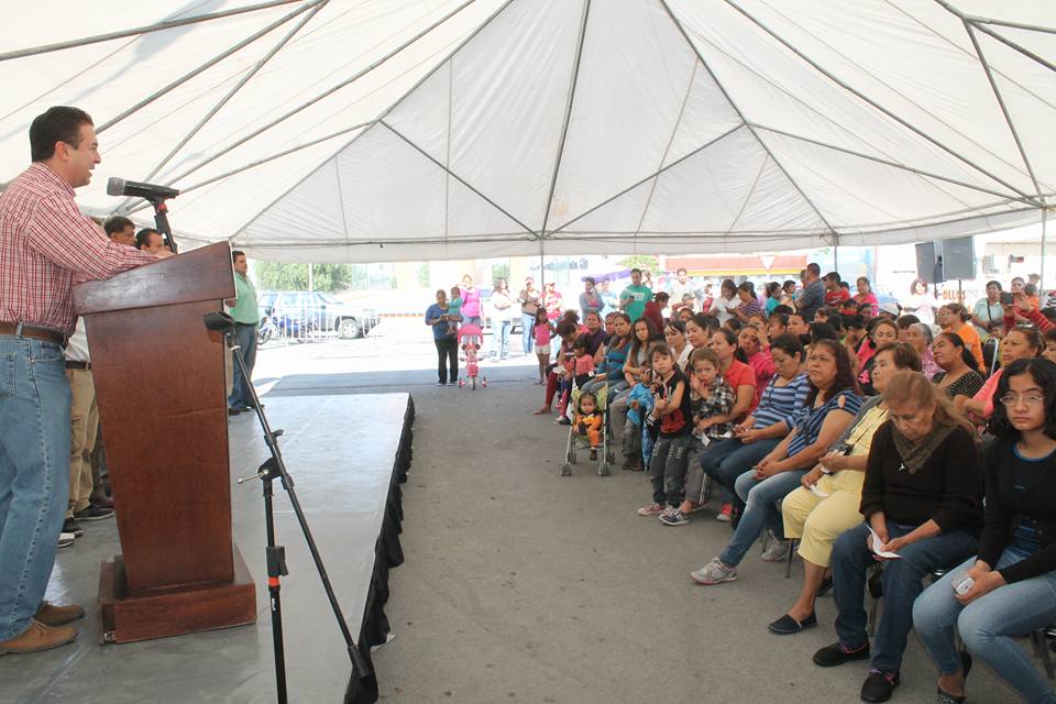 Lleva DIF Coahuila macro brigada en Saltillo