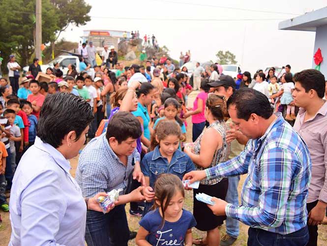 Acepta alcalde recibir “diezmos” para regalarlo a los pobres