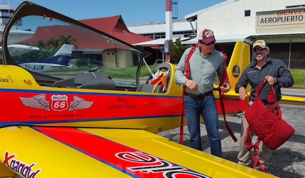 Captan muerte de piloto al realizar acrobacias