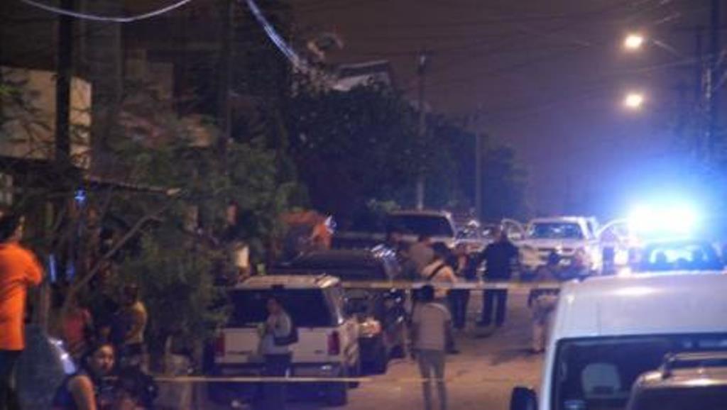 Grupo armado acribilla a pareja