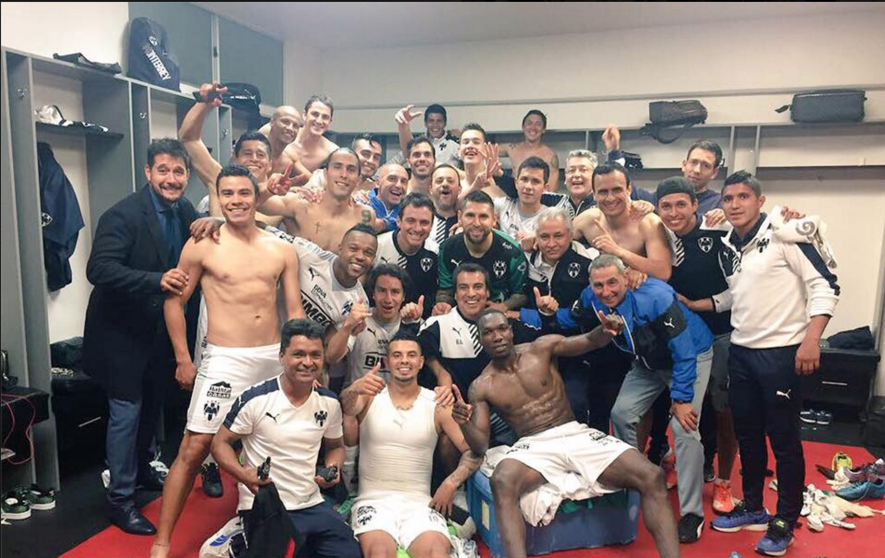 Rayados le pega de visita a Tijuana