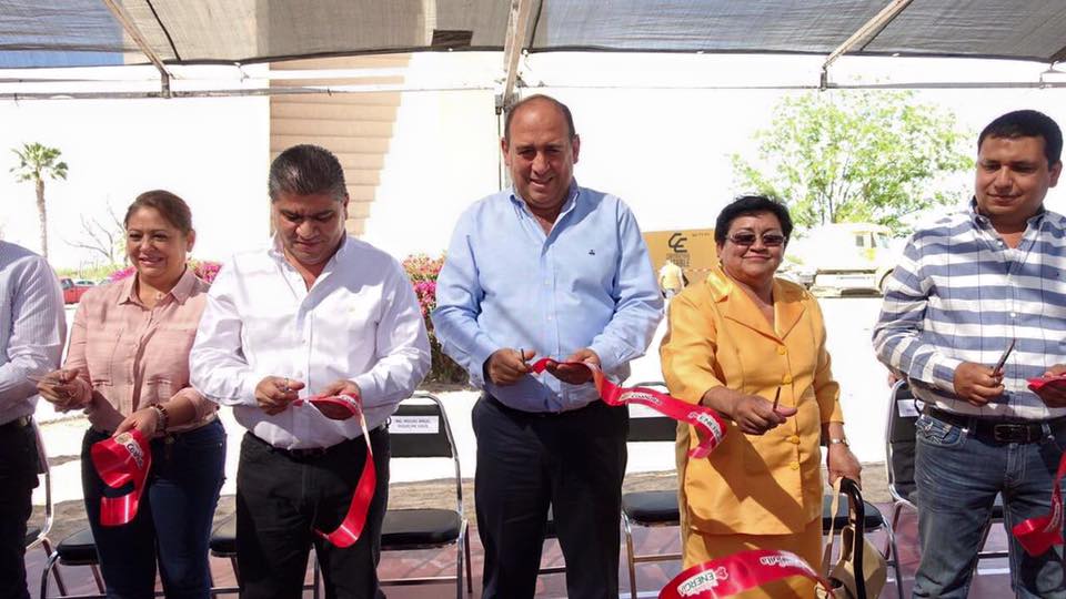 Entrega Rubén ampliación <br> de carretera Torreón-San Pedro