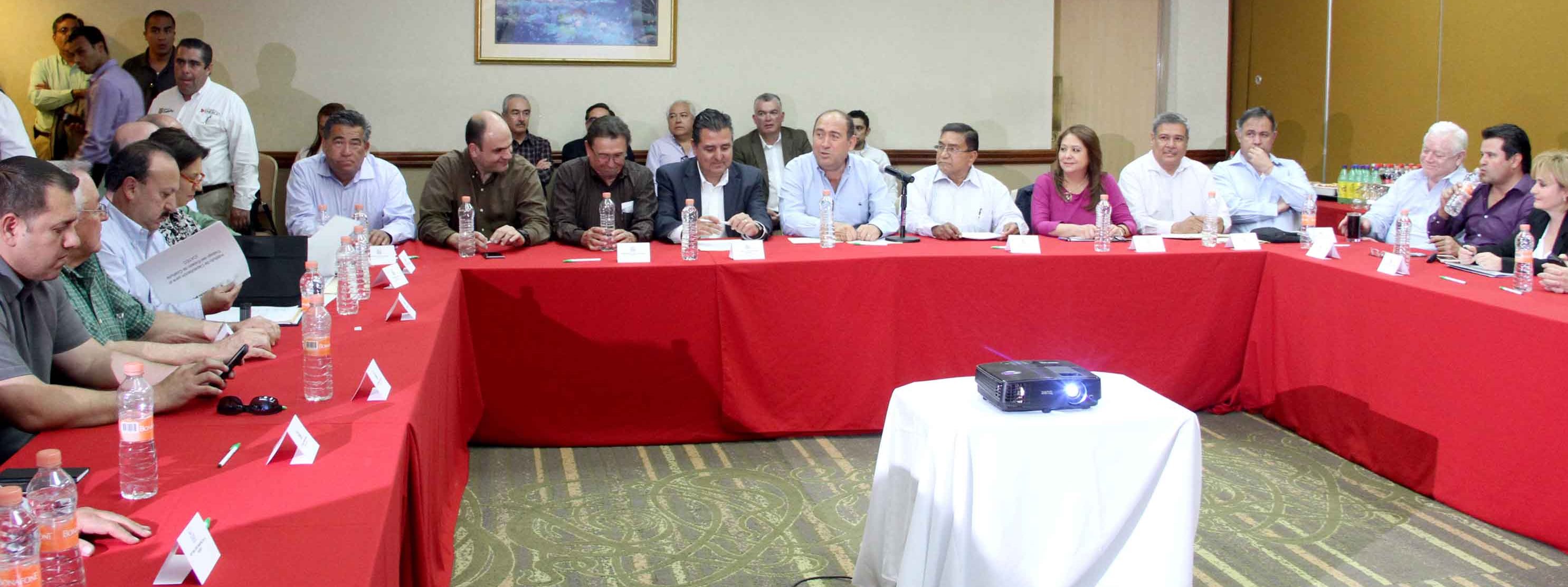 Reconocen empresarios mayor <br> crecimiento en la región centro