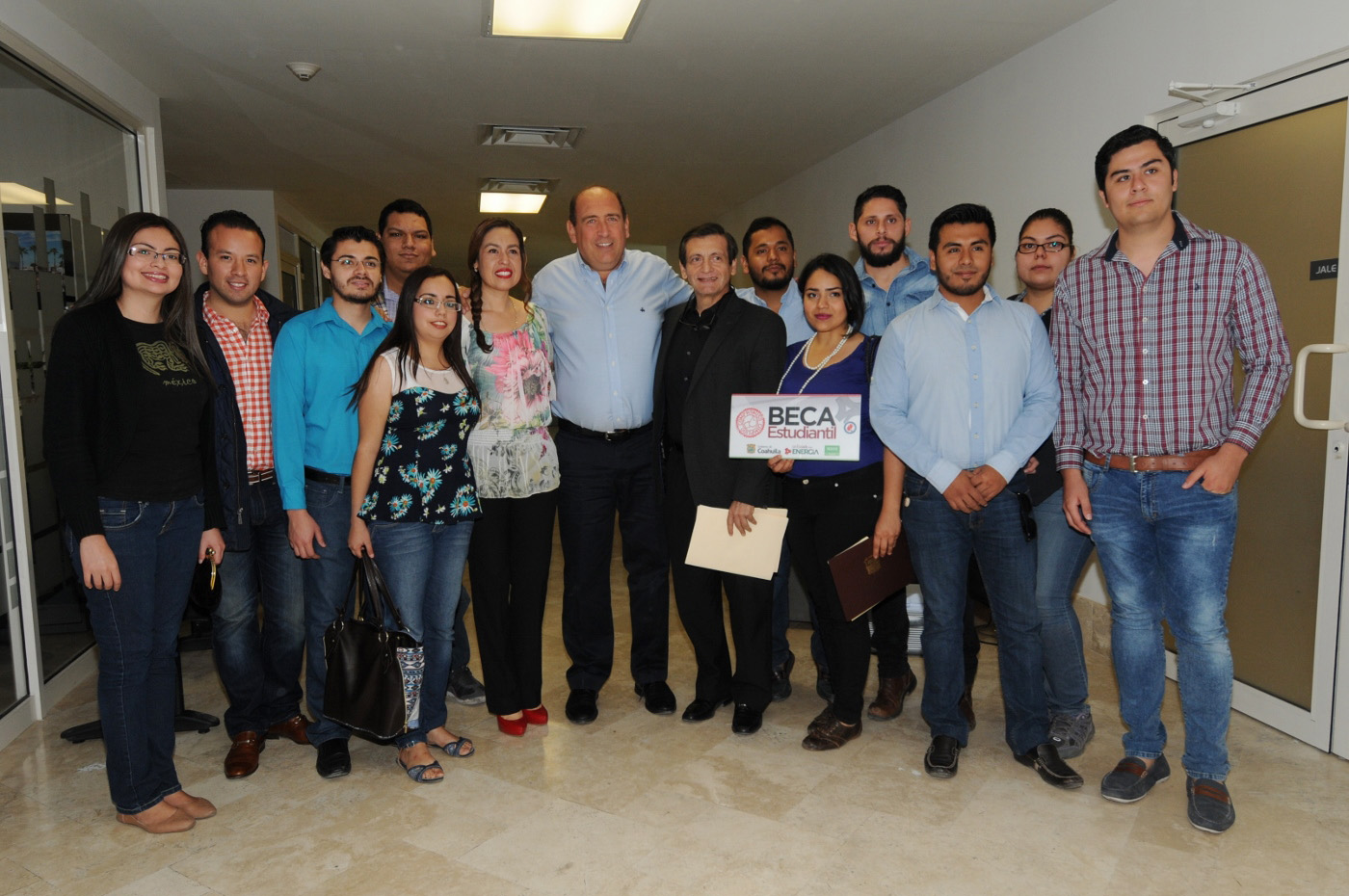 Apoya Rubén proyectos universitarios