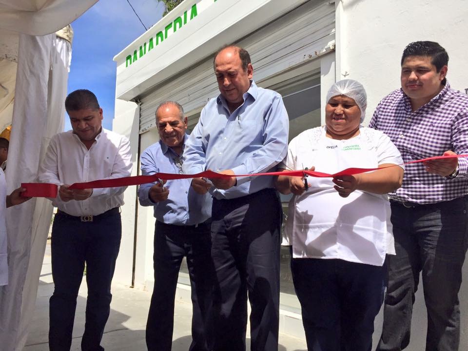Inauguran panadería comunitaria en Torreón
