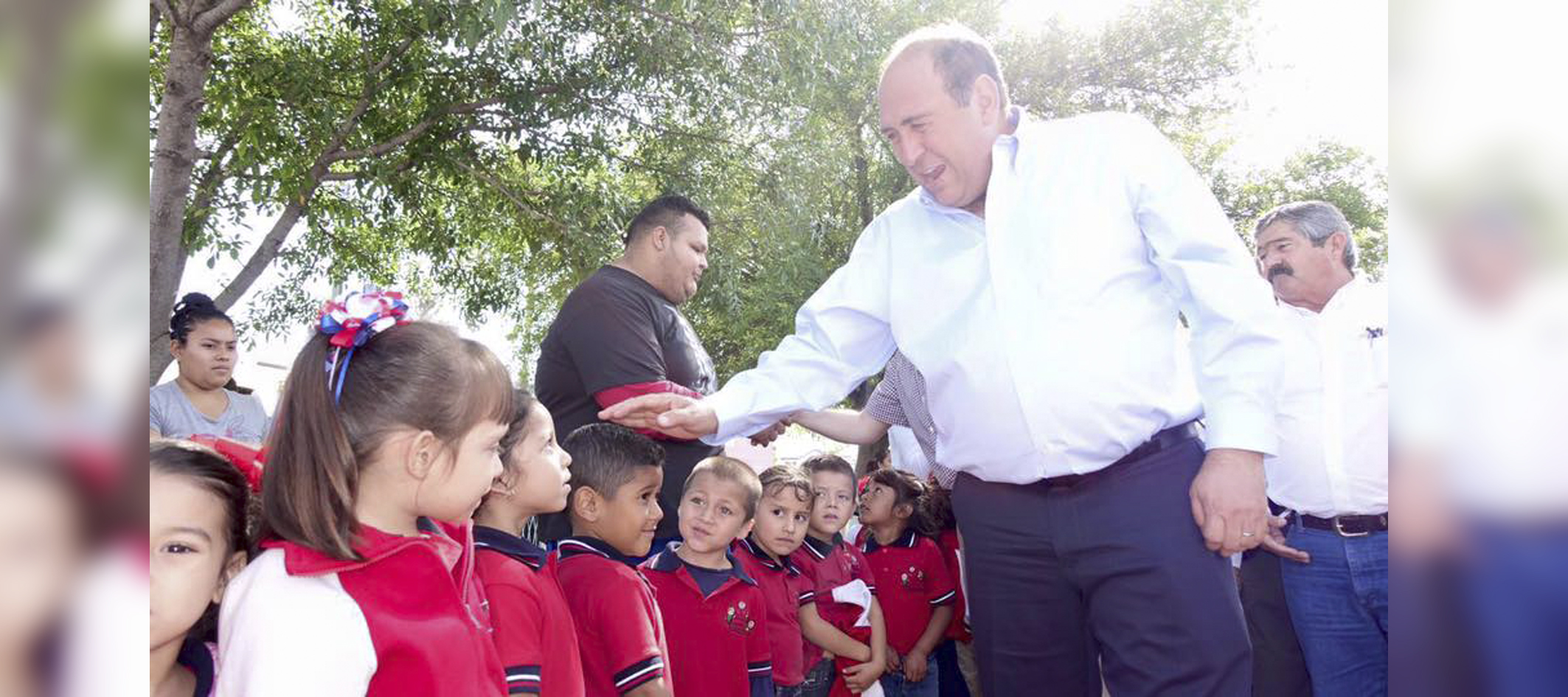 Entrega Rubén parque lineal en Piedras Negras