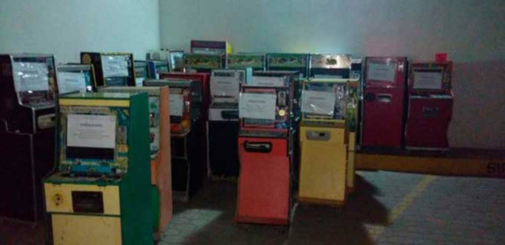 Aseguran 59 máquinas tragamonedas en 3 estados