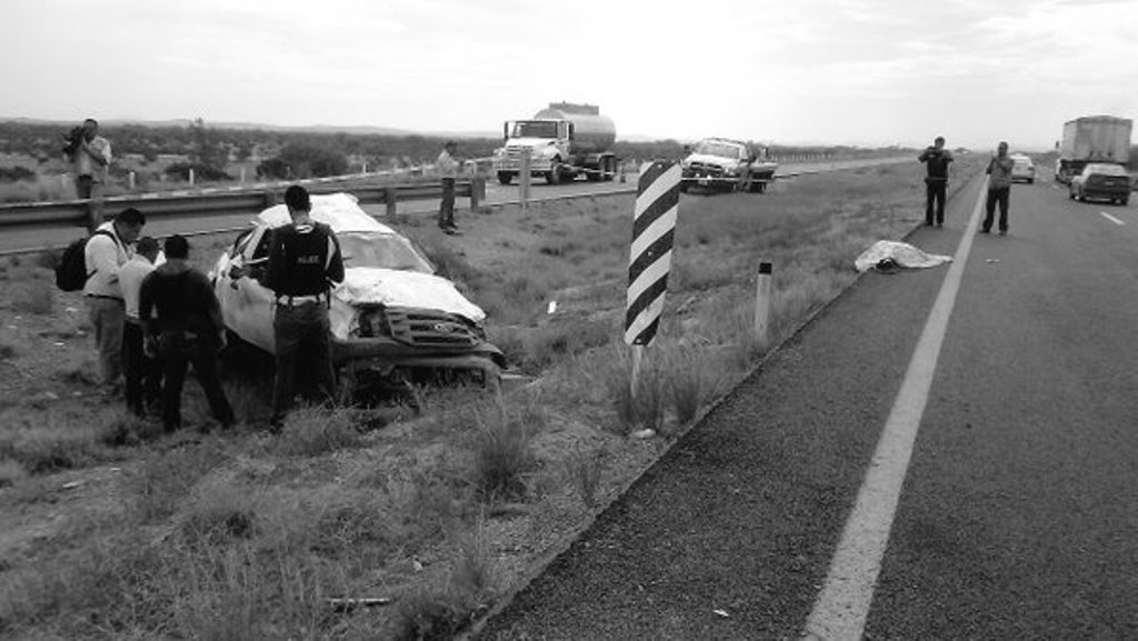 Otro accidente automovilístico: Un muerto y cinco heridos