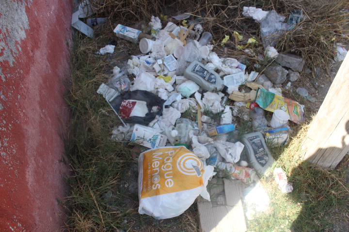 Municipio de Saltillo los tiene en medio de la inmundicia