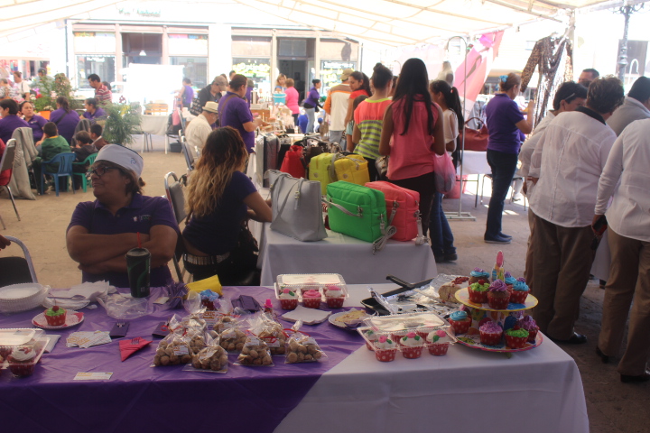 Realizan Exposición mujeres emprendedoras de Coahuila
