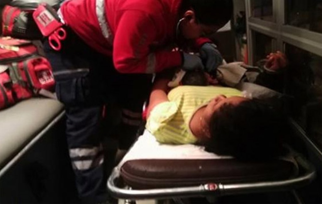 Nace una bebé en plena calle