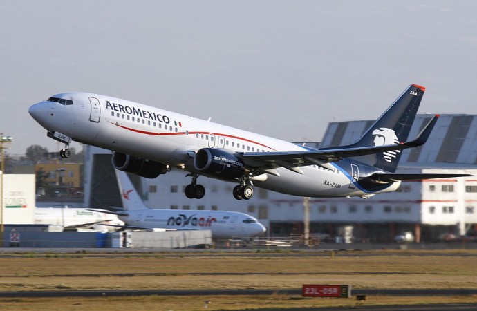 Decomisan megaflota de aviones a “El Chapo” Guzmán