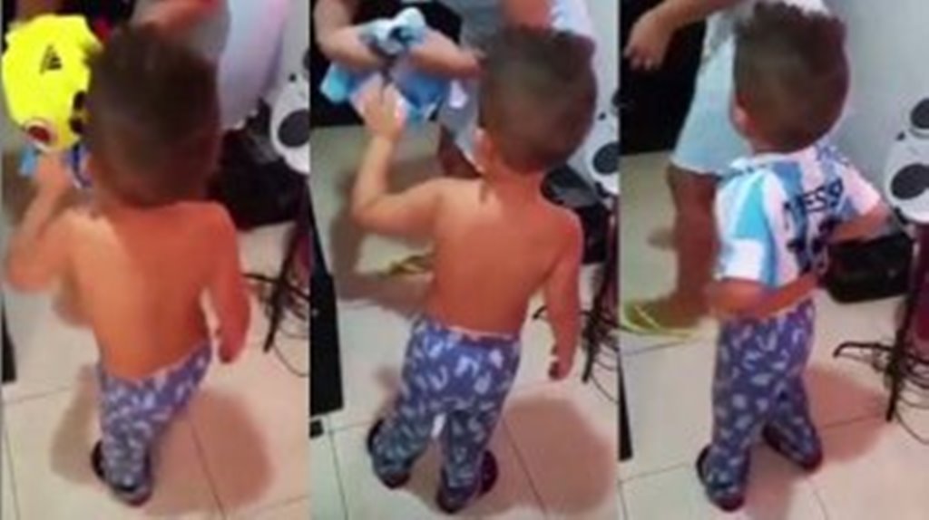 Cautiva niño colombiano que hace rabieta por playera de Messi