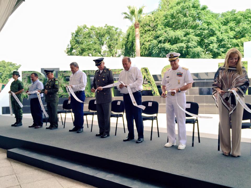 Inauguran exposición militar <br>“Pasión por servir a México”