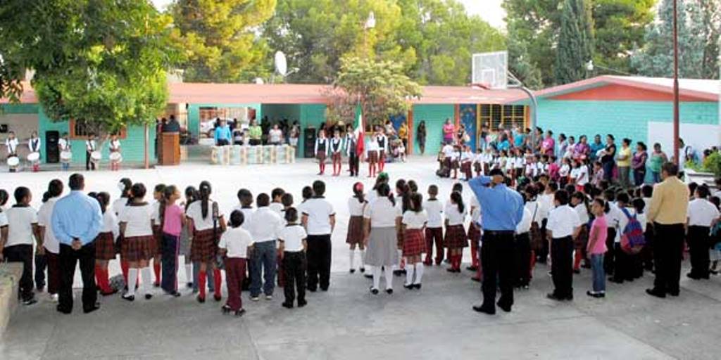 Acusan a profesor de Saltillo por tocamientos indebidos a menores