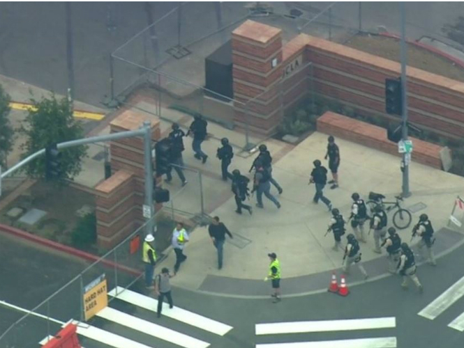 Tiroteo en universidad deja dos muertos