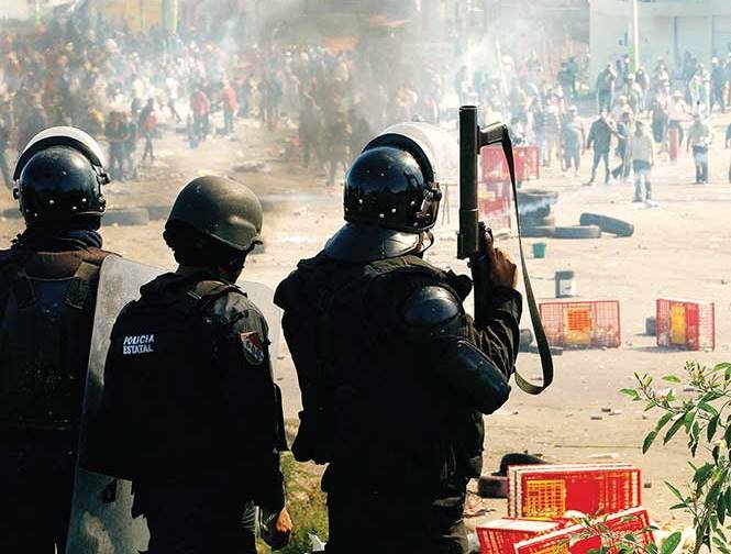 Suman seis muertos tras enfrenamientos en Oaxaca