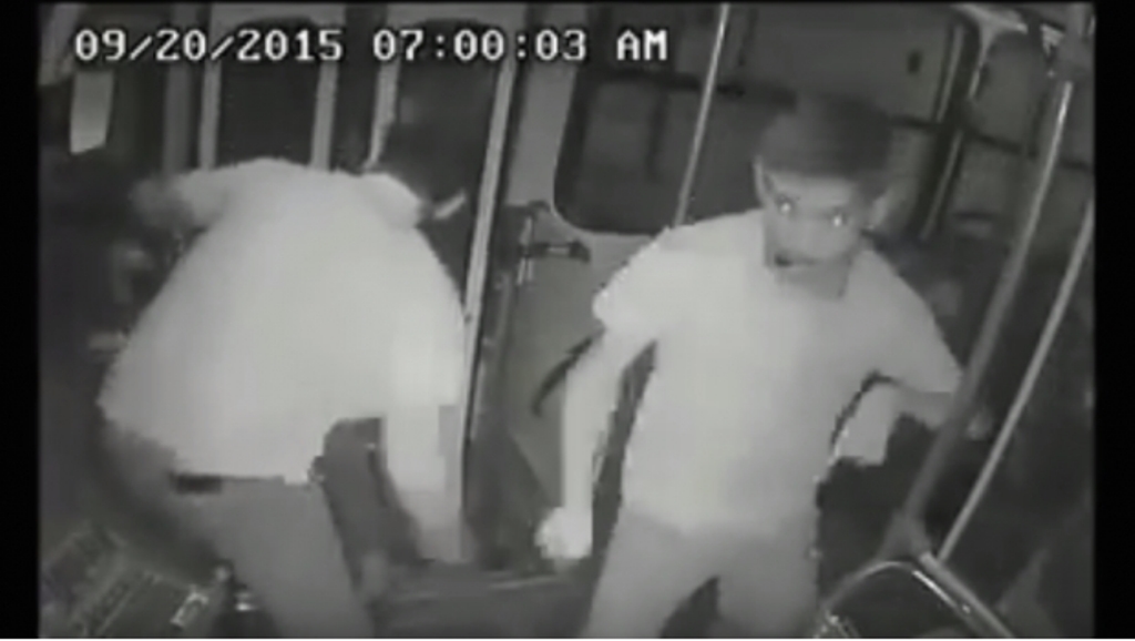 Joven discapacitado ayuda a frustrar asalto