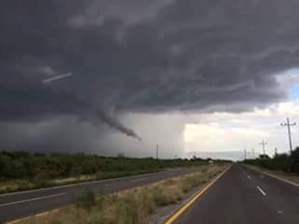 Difunden imagen de tornado en Monclova