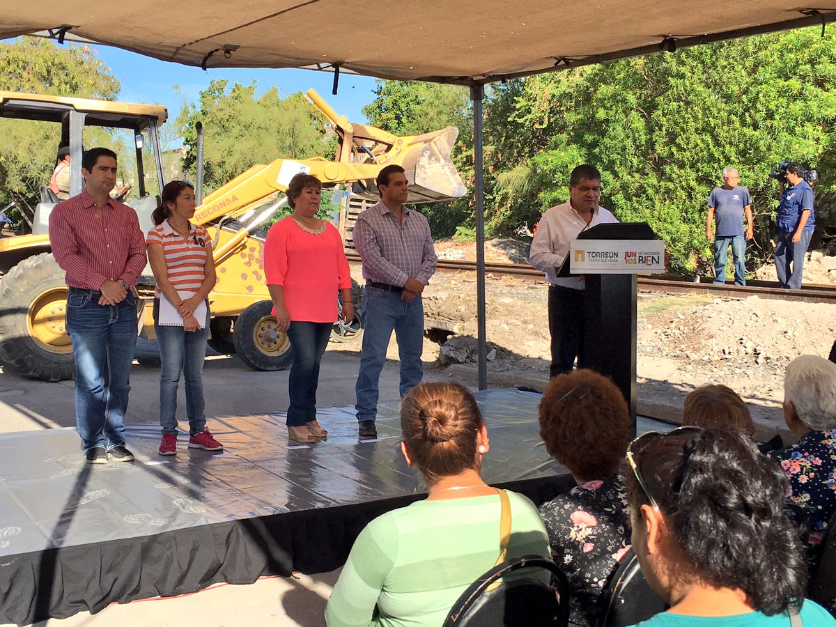 Miguel Riquelme dio inicio a trabajos de nueva red de drenaje