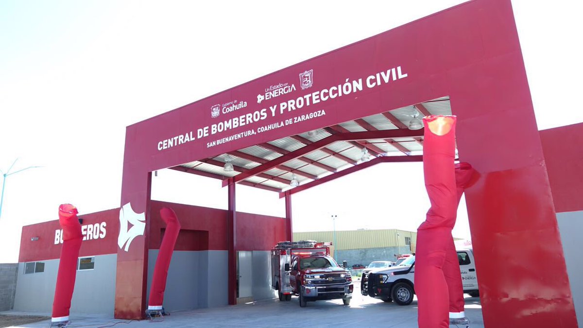 Pone en marcha Rubén Estación de <br> bomberos en San Buenaventura