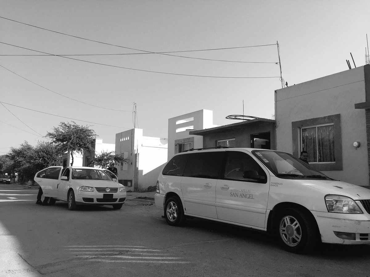 Muere hombre al caer de la azotea de su casa