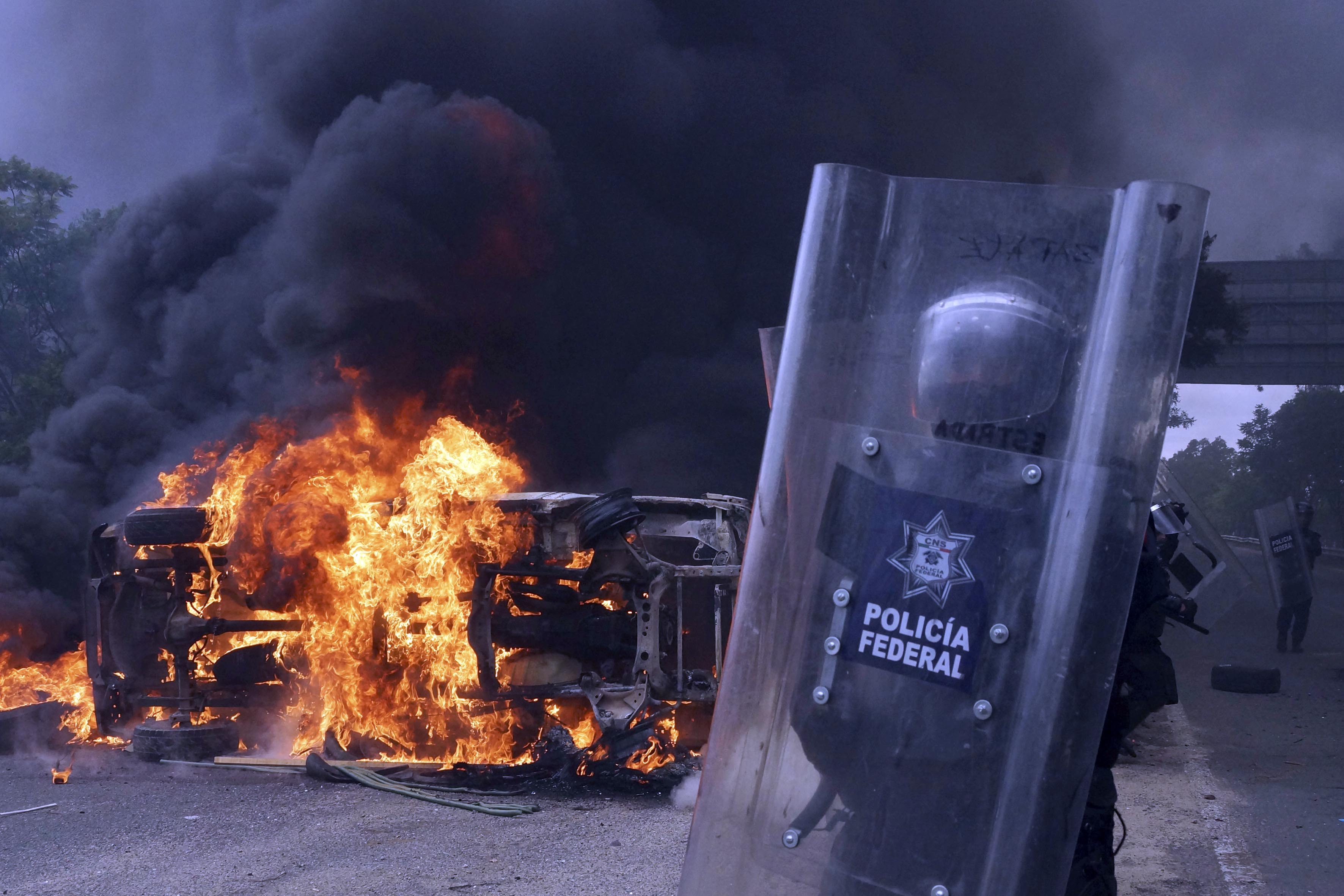 Son 10 los muertos en Oaxaca, asegura CNTE