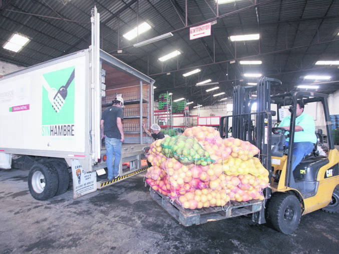 Sedesol busca distribuir 2 mil 500 tons de alimentos en Oaxaca: Meade