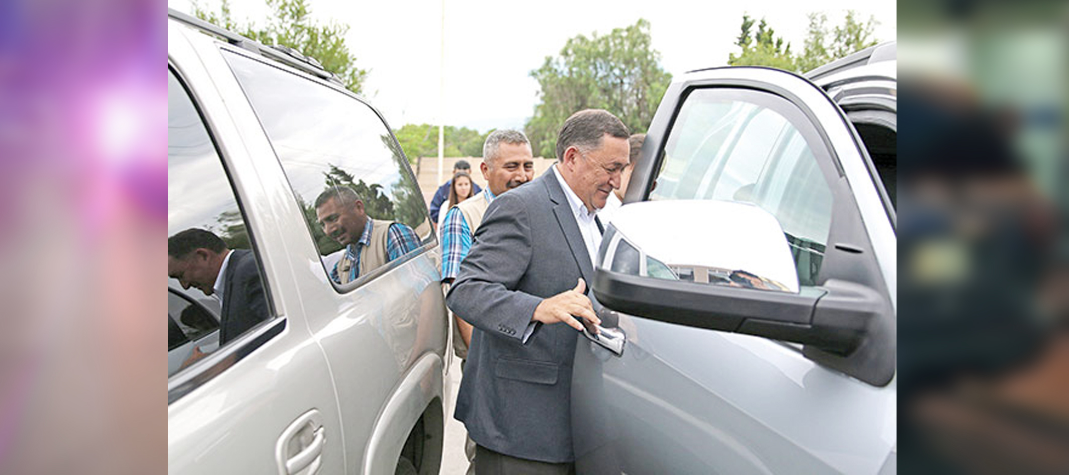 Gasta Isidro millones en <br>autos para “sus amigos”