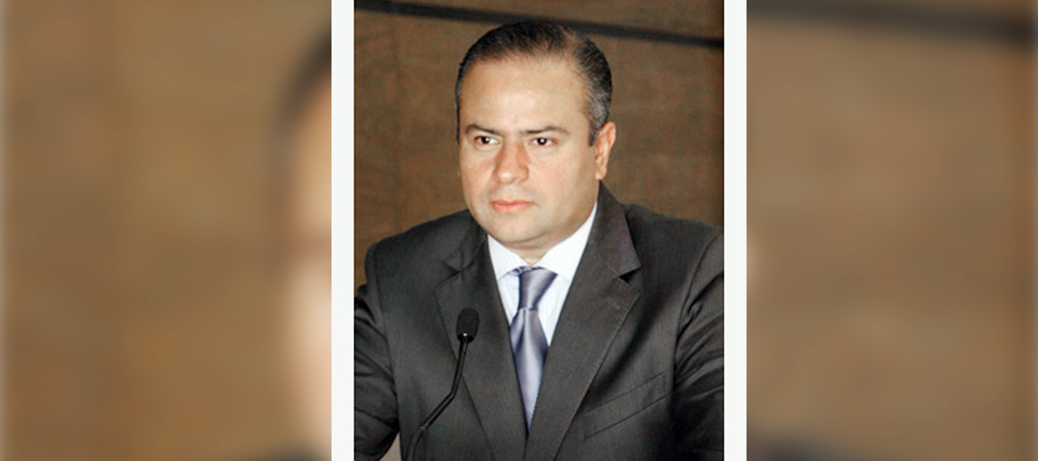 Cesan a vocero del INE por escándalo sexual