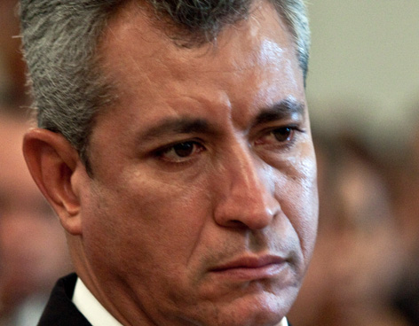 Ex gobernador de Colima <br> busca no ser detenido