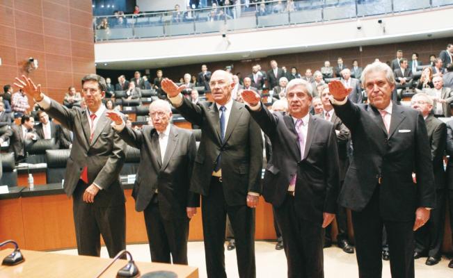 Consejeros de Pemex cobran 14.4 mdp