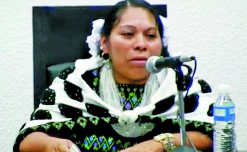 Ex alcaldesa de Chenalhó interpone amparo contra destitución