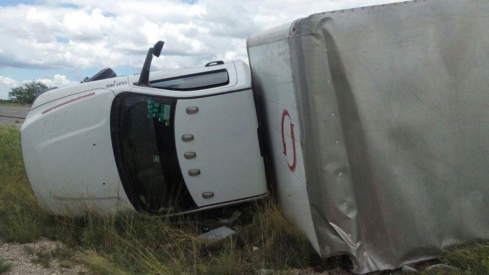 Vuelca saltillense en la Allende-Acuña