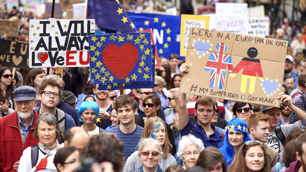 Protestan miles de británicos contra el ‘Brexit’
