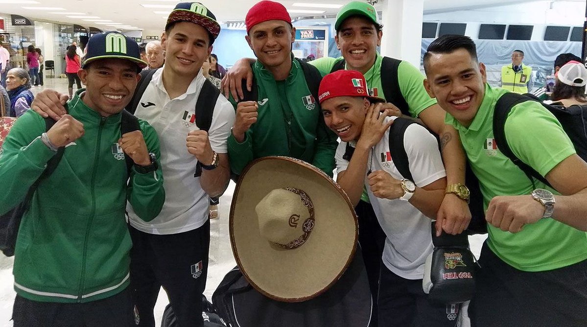 Llega delegación mexicana a Río y se instala en Villa Olímpica