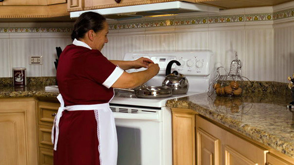 Urgente brindar seguro a empleadas domésticas